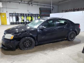  Salvage Dodge Avenger