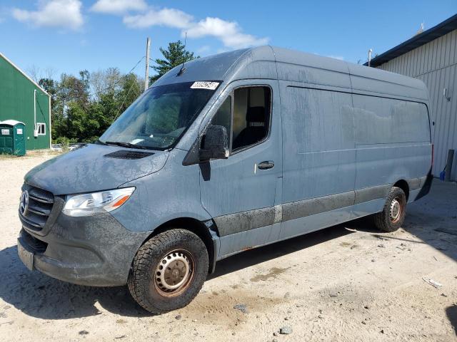  Salvage Mercedes-Benz Sprinter