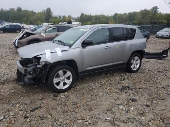  Salvage Jeep Compass