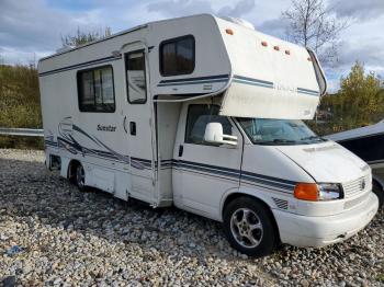  Salvage Winnebago Sunstar