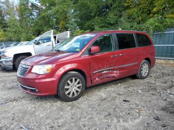  Salvage Chrysler Minivan