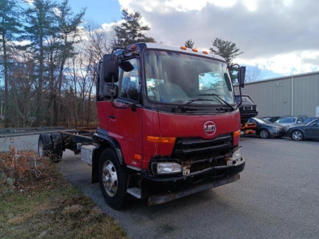  Salvage Nissan Diesel Ud2600