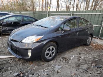  Salvage Toyota Prius