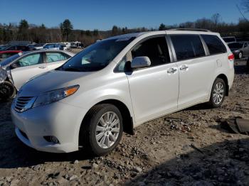  Salvage Toyota Sienna