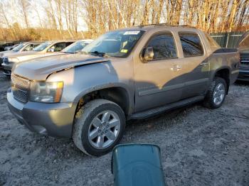  Salvage Chevrolet Avalanche