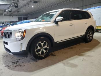  Salvage Kia Telluride