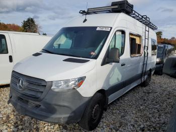  Salvage Mercedes-Benz Sprinter