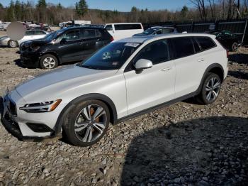  Salvage Volvo V60