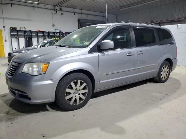  Salvage Chrysler Minivan