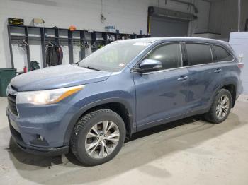  Salvage Toyota Highlander