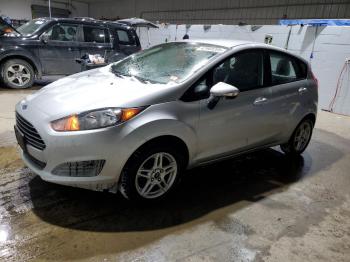  Salvage Ford Fiesta