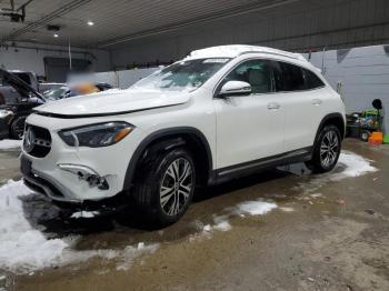  Salvage Mercedes-Benz GLA