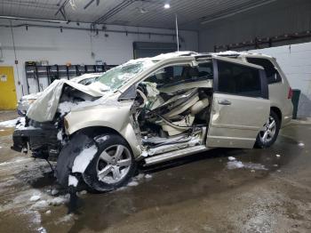  Salvage Volkswagen Routan