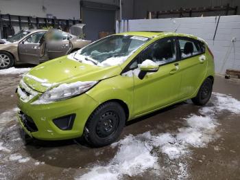  Salvage Ford Fiesta