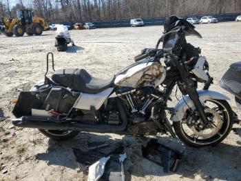 Salvage Harley-Davidson Fl