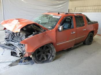  Salvage Chevrolet Avalanche
