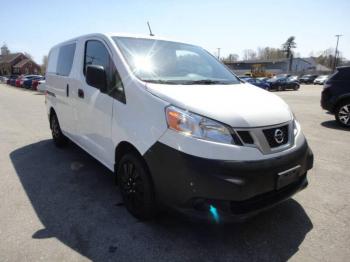  Salvage Nissan Nv