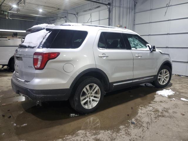 Ford Explorer Xlt Image 4
