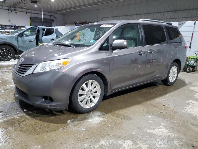  Salvage Toyota Sienna