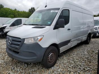  Salvage Mercedes-Benz Sprinter