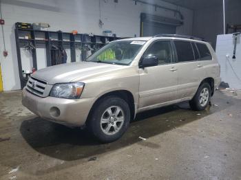  Salvage Toyota Highlander
