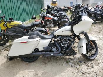  Salvage Harley-Davidson Fl