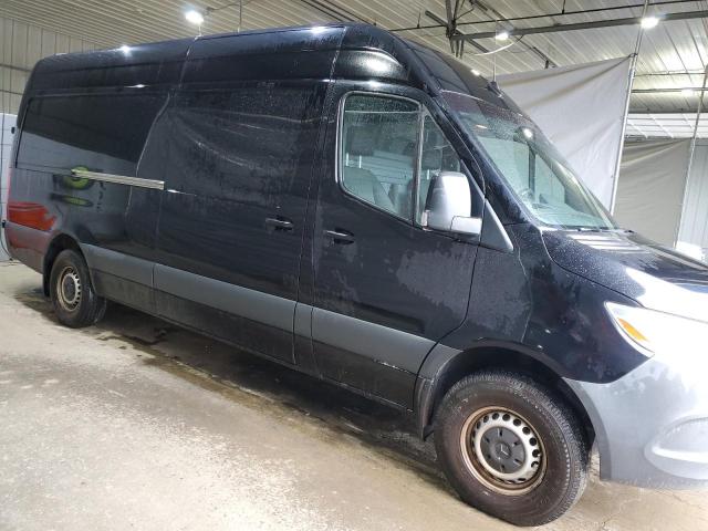  Salvage Mercedes-Benz Sprinter
