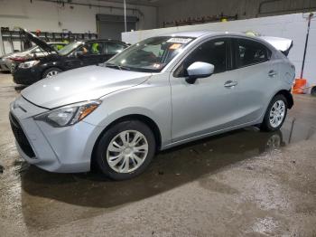  Salvage Toyota Yaris