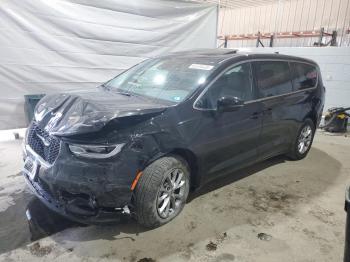  Salvage Chrysler Pacifica