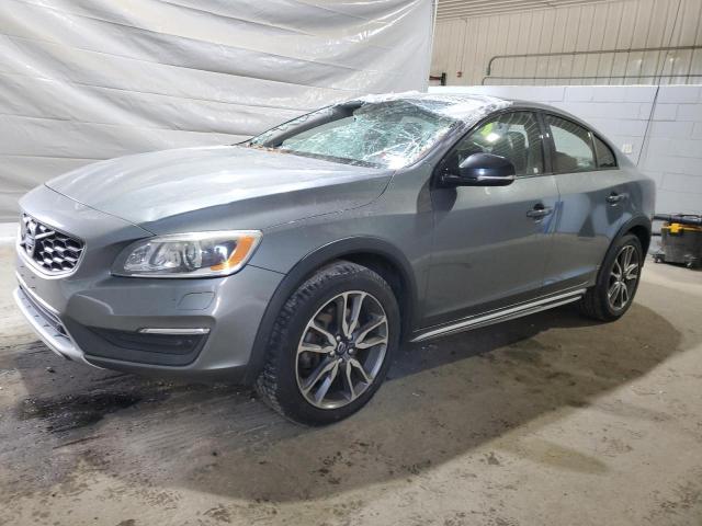  Salvage Volvo S60