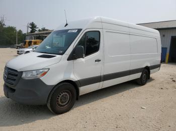  Salvage Mercedes-Benz Sprinter