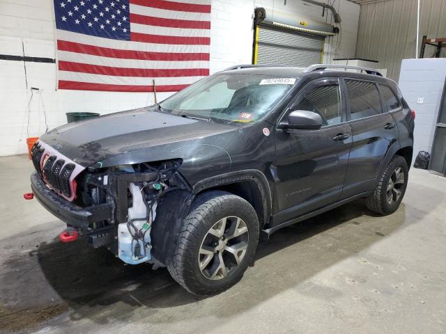  Salvage Jeep Cherokee
