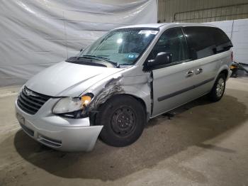  Salvage Chrysler Minivan