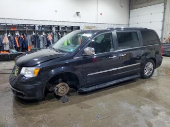  Salvage Chrysler Minivan