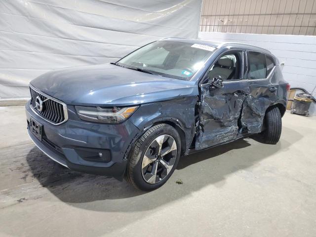  Salvage Volvo XC40