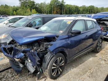  Salvage Nissan Kicks