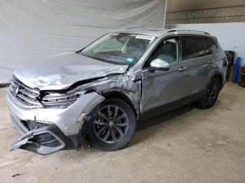  Salvage Volkswagen Tiguan