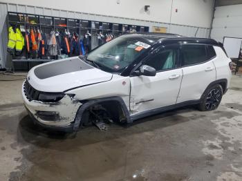  Salvage Jeep Compass