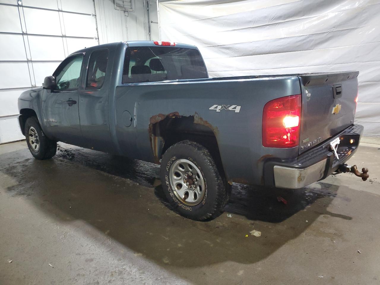 Chevrolet Silverado K1500 Ls Image 7