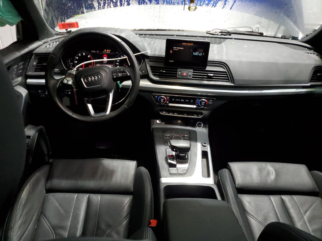 Audi Q5 Premium Image 13