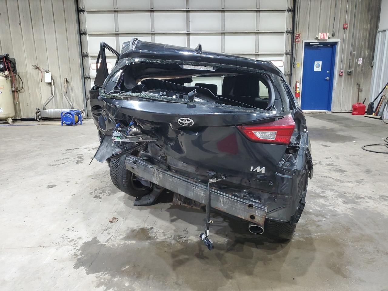 Toyota Corolla Image 12