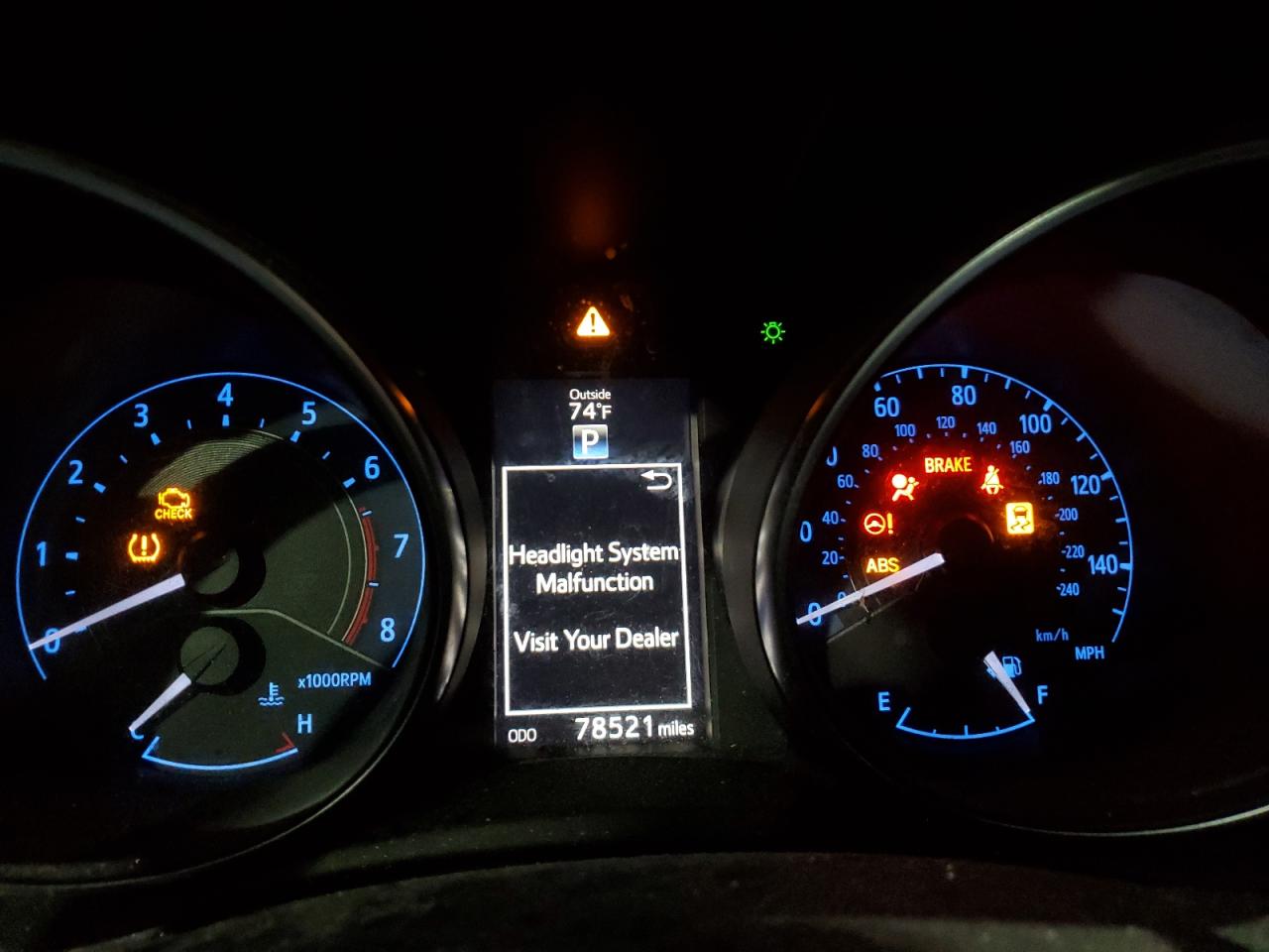 Toyota Corolla Image 3