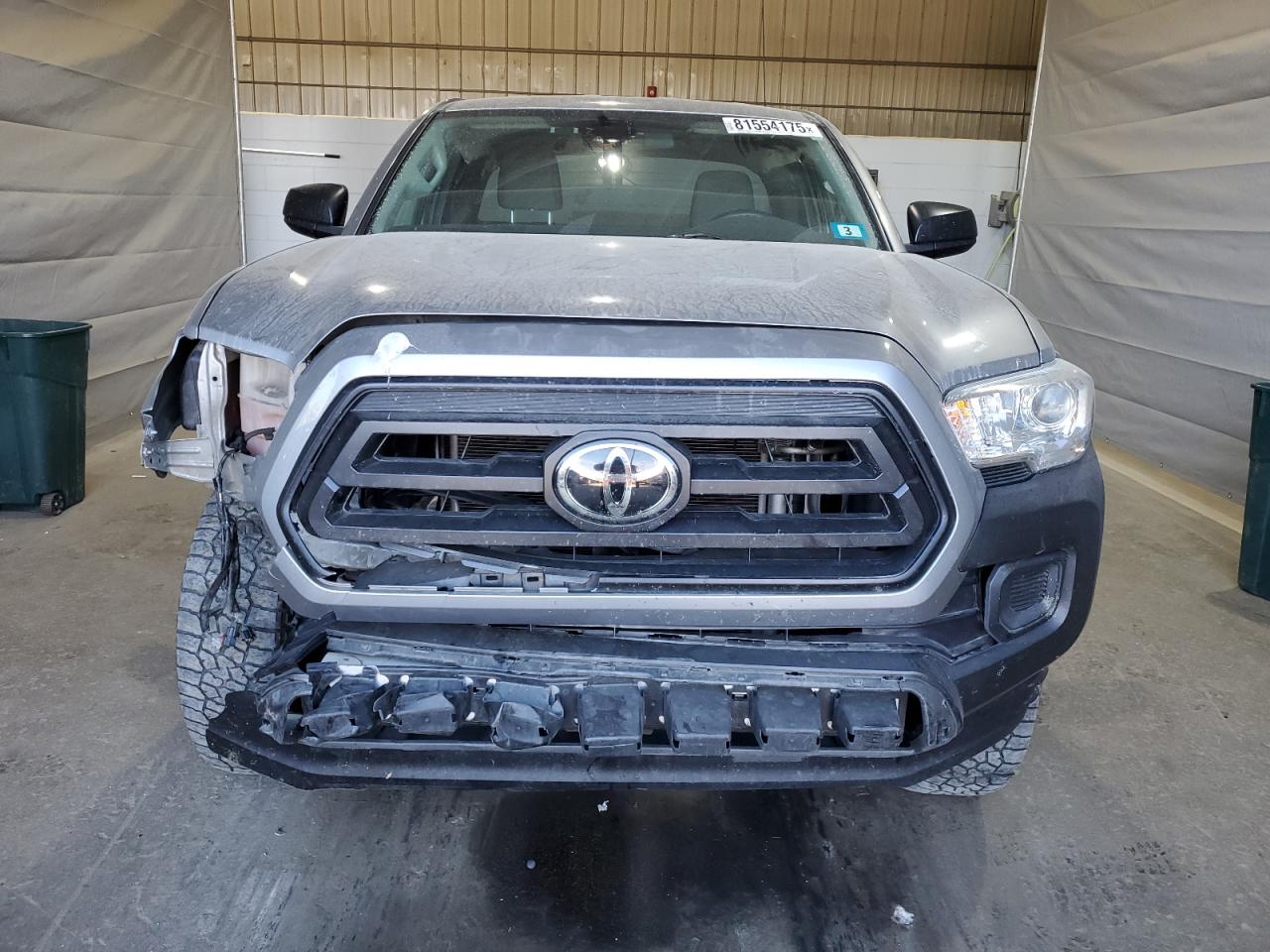 Toyota Tacoma Access Cab Image 10