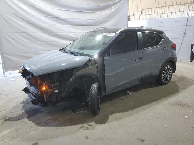  Salvage Nissan Kicks