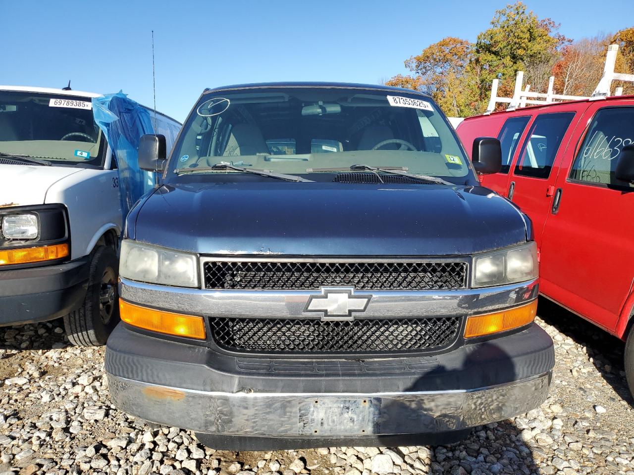 Chevrolet Express Image 10