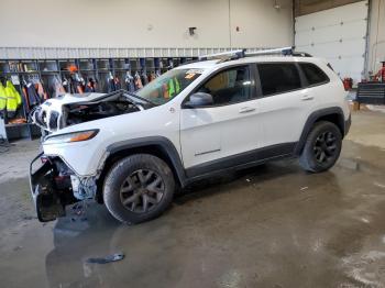  Salvage Jeep Cherokee