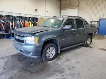  Salvage Chevrolet Avalanche