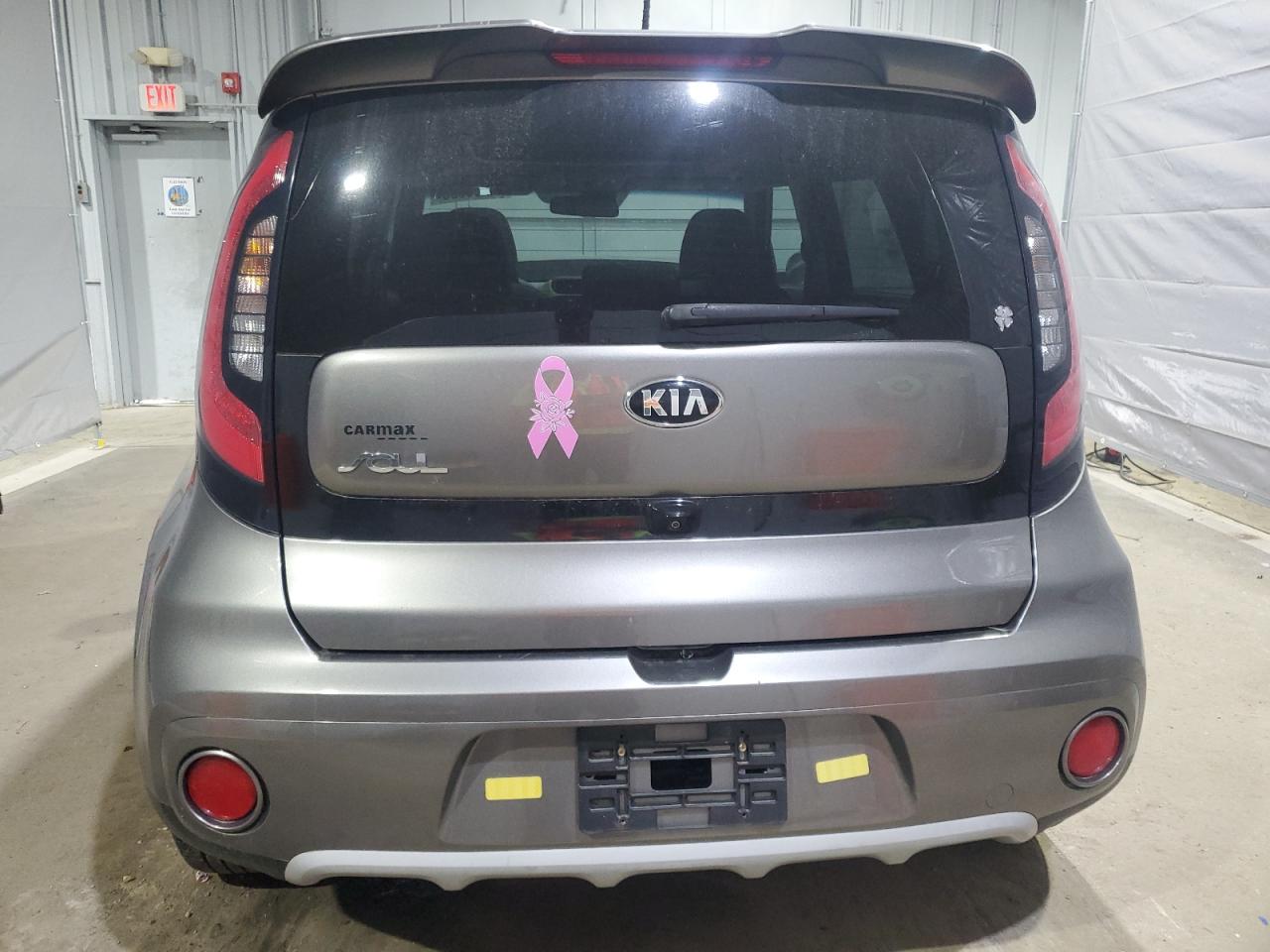 Kia Soul + Image 5