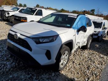  Salvage Toyota RAV4