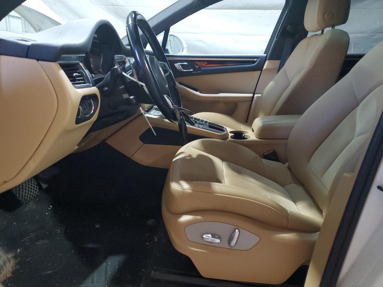 Porsche Macan Image 5